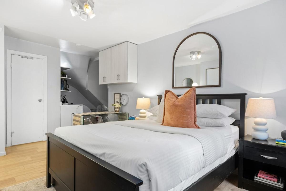 Studio Haven In Times Square & Nearby Restaurants New York City Exterior photo